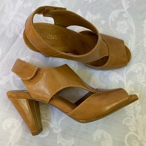 Aerosols womens heel